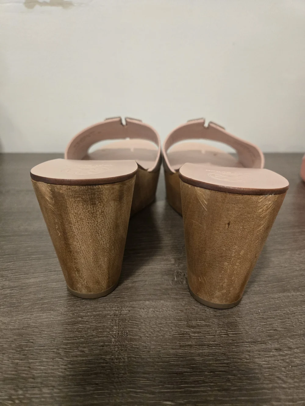 Tory Burch Women's Pink Leather Platform Slide Sandals